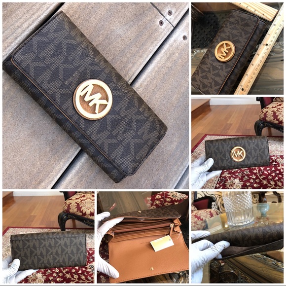 Authentic Michael Kors studded handbag&wallet set - Picture 3 of 8